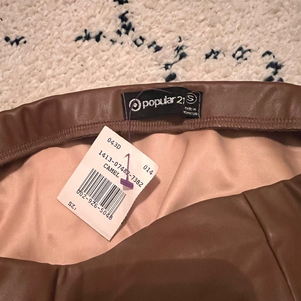 Camel Faux leather mini skirt - Picture 3 of 3
